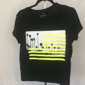 ✨ black cropped graphic tee